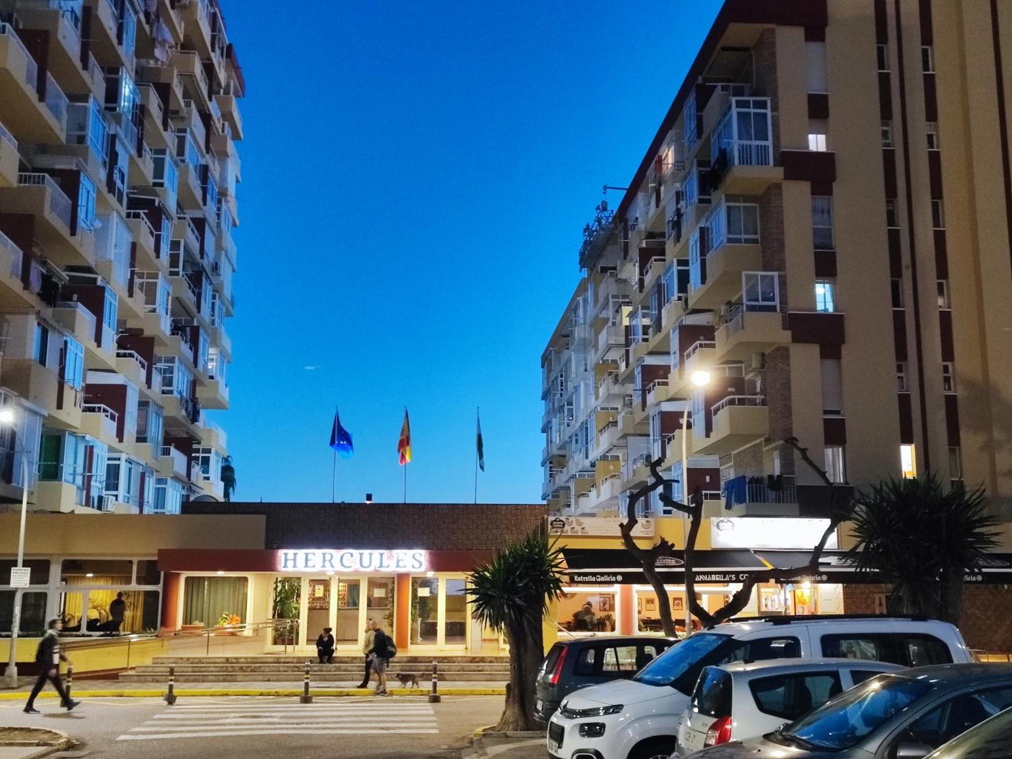 Appartement Hercules Paradise 531 Con Vistas Al Mar Mediterraneo En A Pasos Del Centro Y Su Vibrante Zona Comercial Disfruta De Experiencia Unica En La Costa Del Sol Malaga Andalucia Well-connected To The Airport Benalmádena